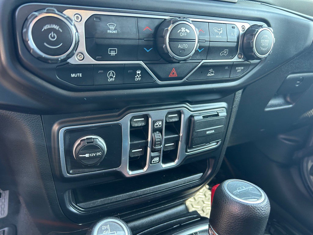 2020 Jeep Gladiator Image 23