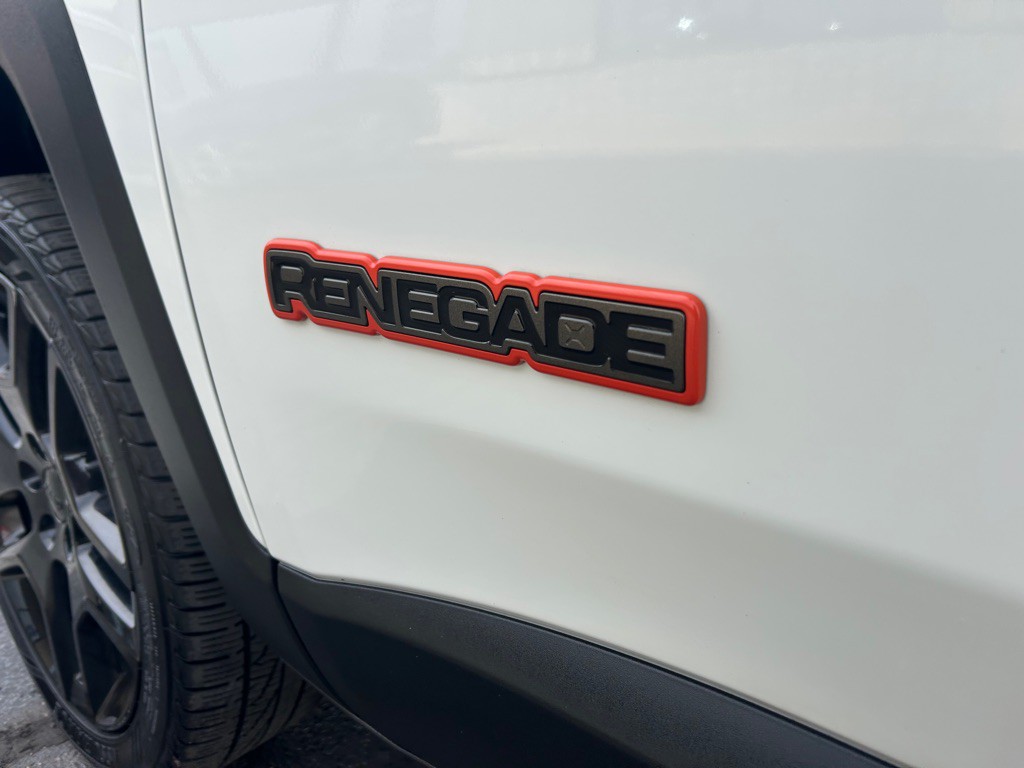 2020 Jeep Renegade Image 12
