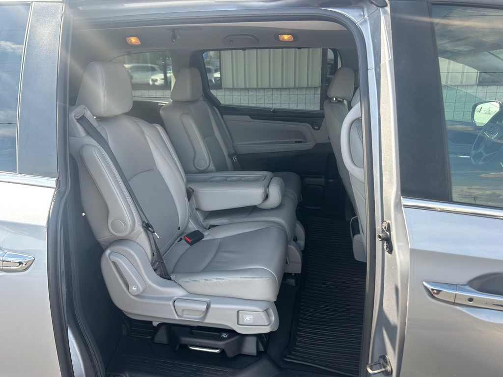 2021 Honda Odyssey Image 8