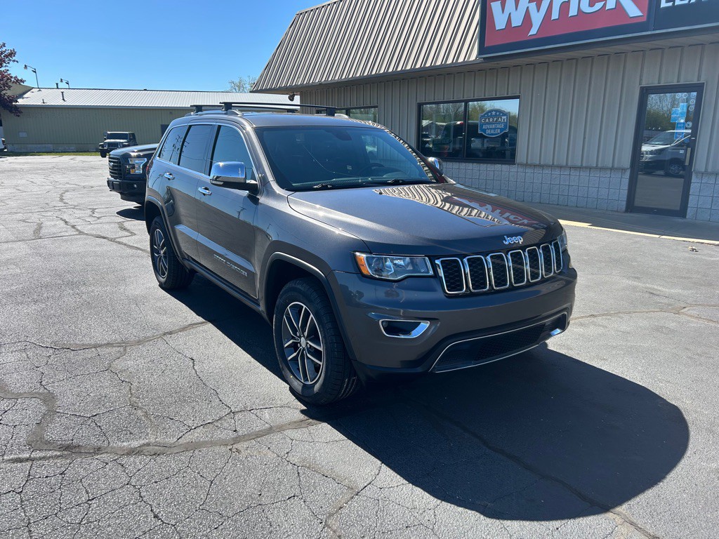2017 Jeep Grand Cherokee Image 2