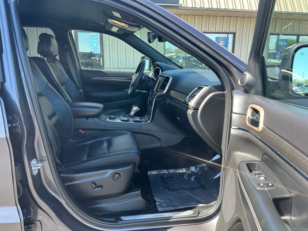 2017 Jeep Grand Cherokee Image 8