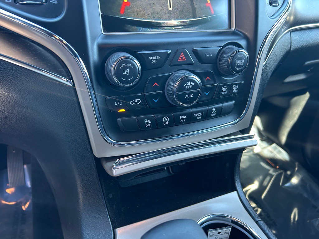 2017 Jeep Grand Cherokee Image 25