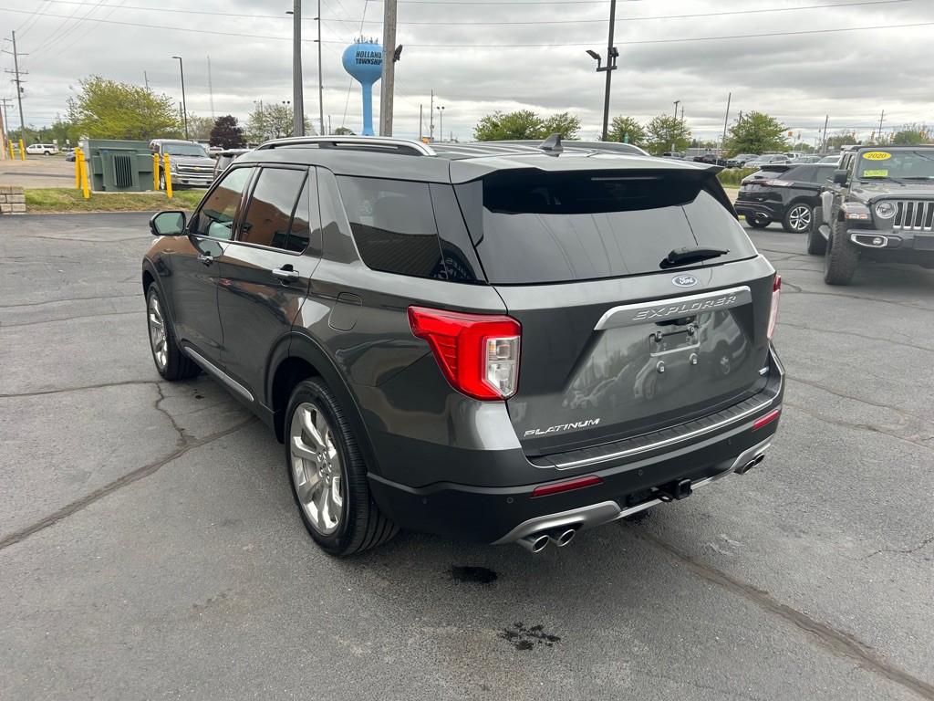 2020 Ford Explorer Image 5