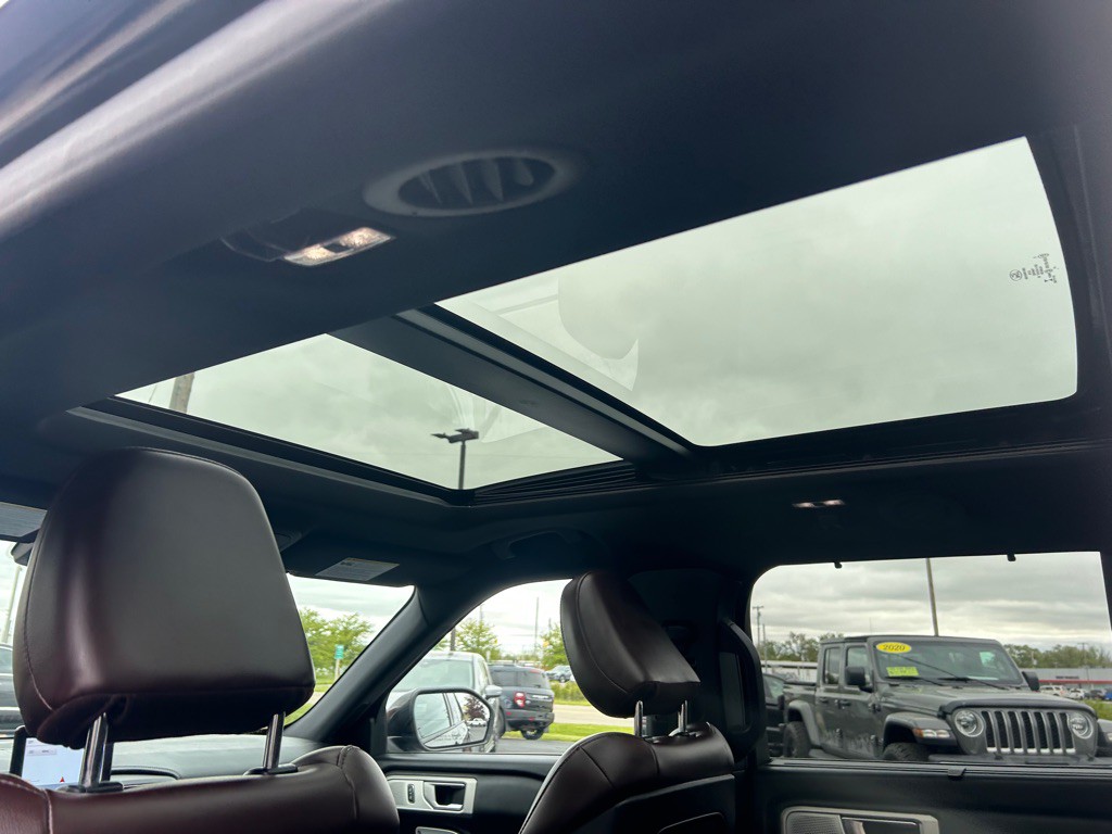 2020 Ford Explorer Image 17