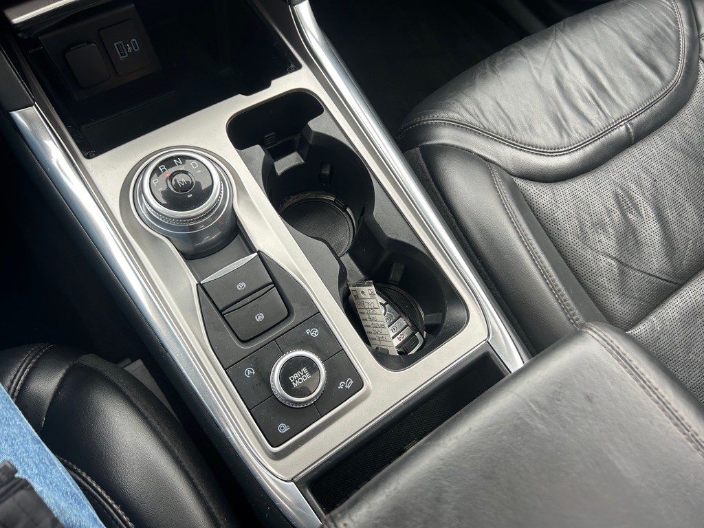 2020 Ford Explorer Image 31