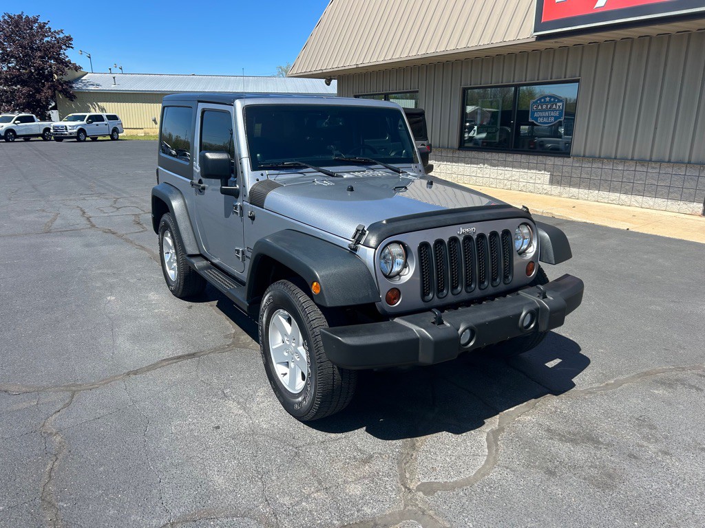 2013 Jeep Wrangler Image 2