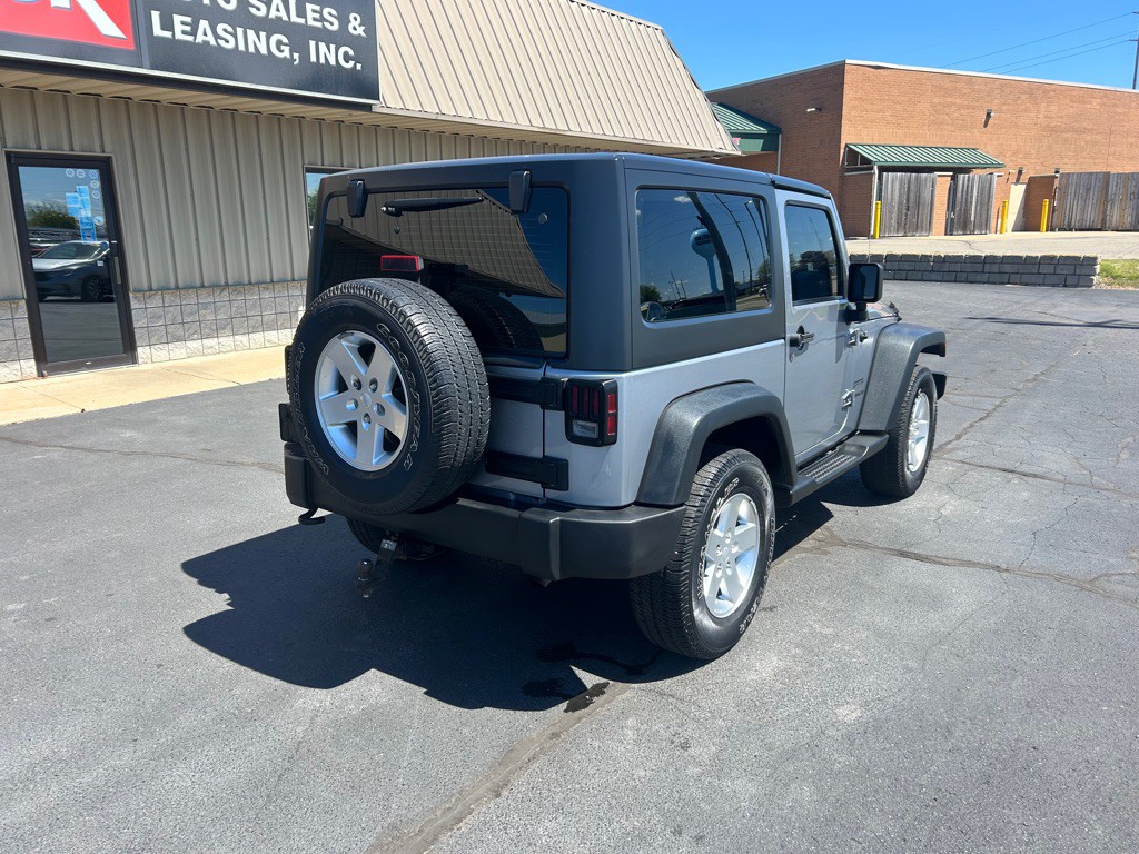 2013 Jeep Wrangler Image 6