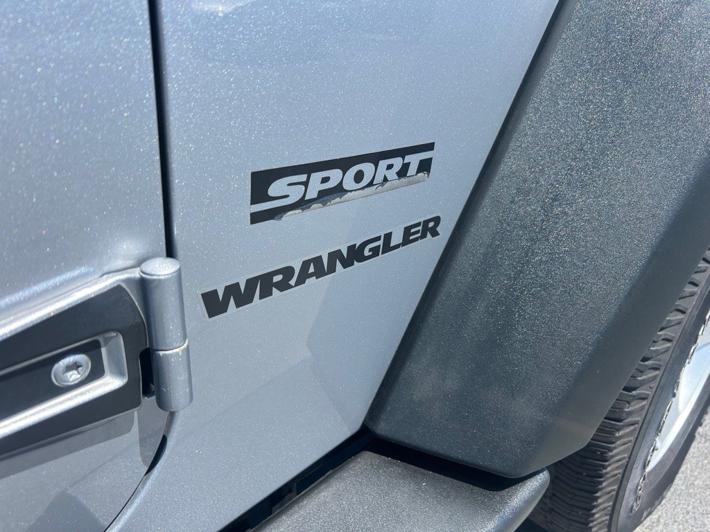 2013 Jeep Wrangler Image 7