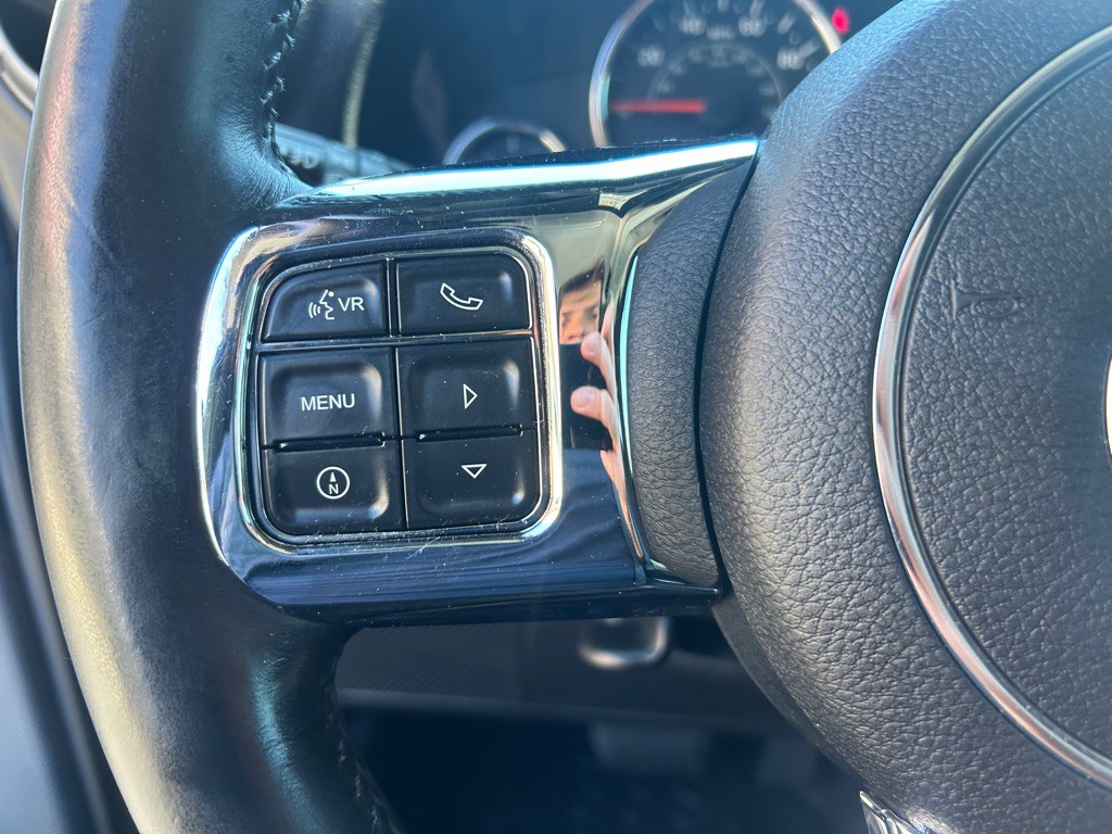 2013 Jeep Wrangler Image 15
