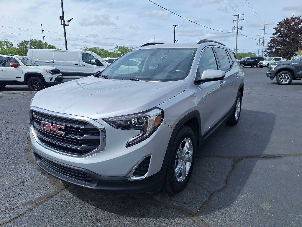 2019 GMC Terrain Image 2