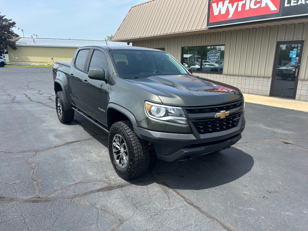 2017 Chevrolet Colorado Image 2