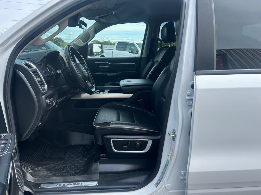 2022 RAM 1500 Image 15