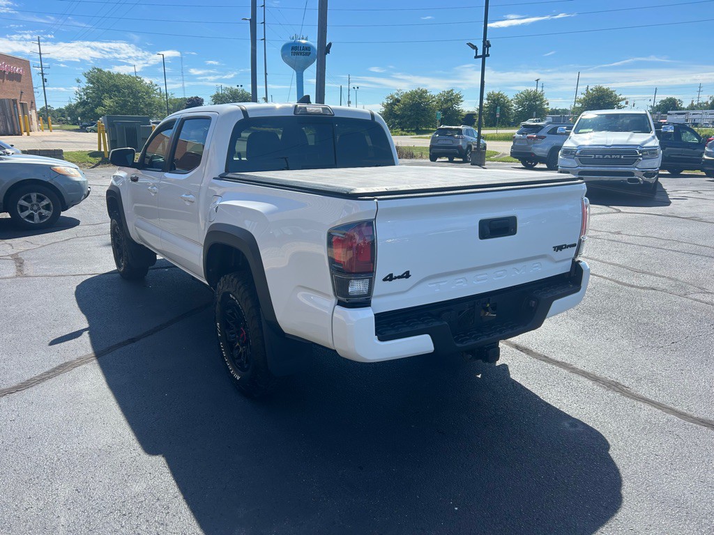 2018 Toyota Tacoma Image 5