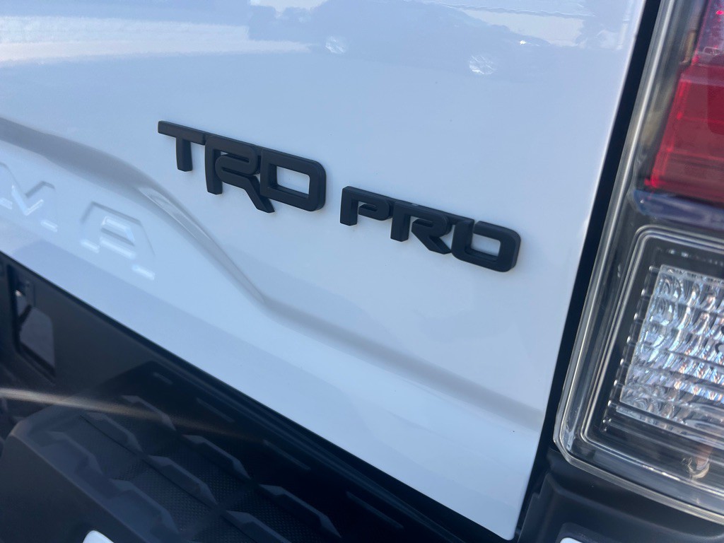 2018 Toyota Tacoma Image 7