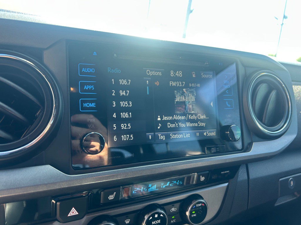 2018 Toyota Tacoma Image 20