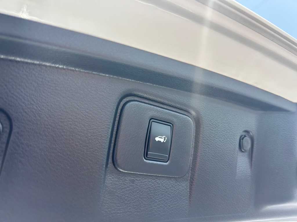2016 Nissan Murano Image 10