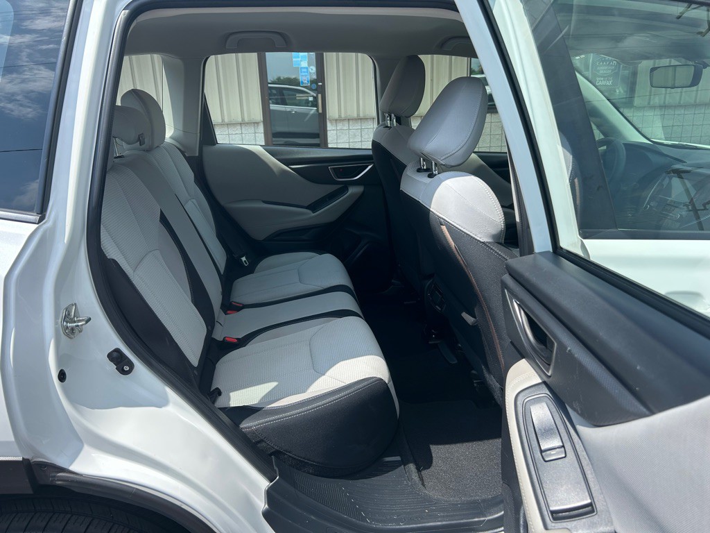 2019 Subaru Forester Image 8