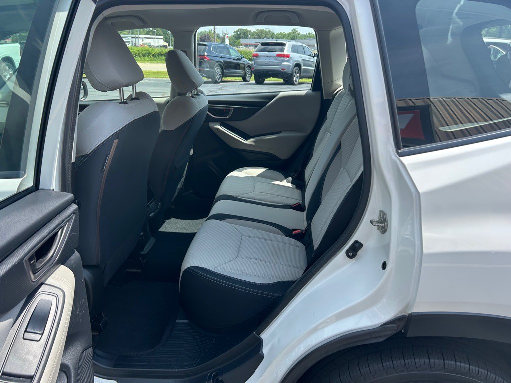 2019 Subaru Forester Image 10
