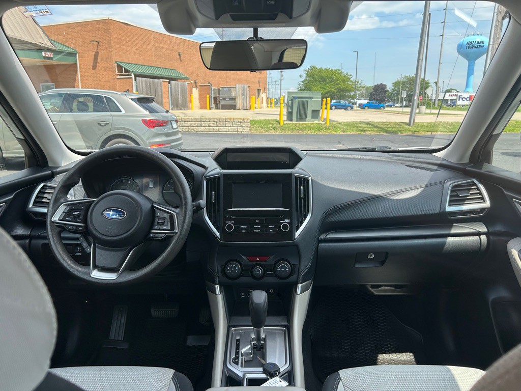 2019 Subaru Forester Image 11