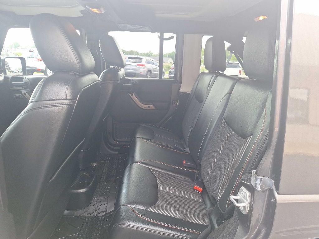 2016 Jeep Wrangler Unlimited Image 11