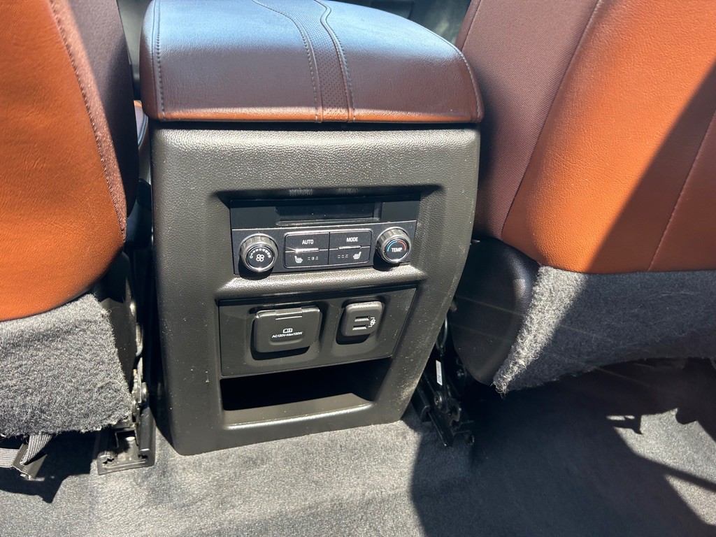 2018 Chevrolet Traverse Image 16