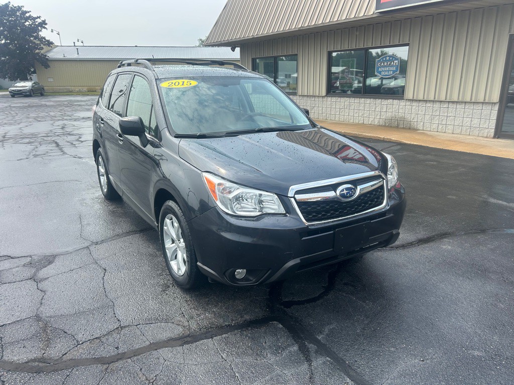 2015 Subaru Forester Image 2