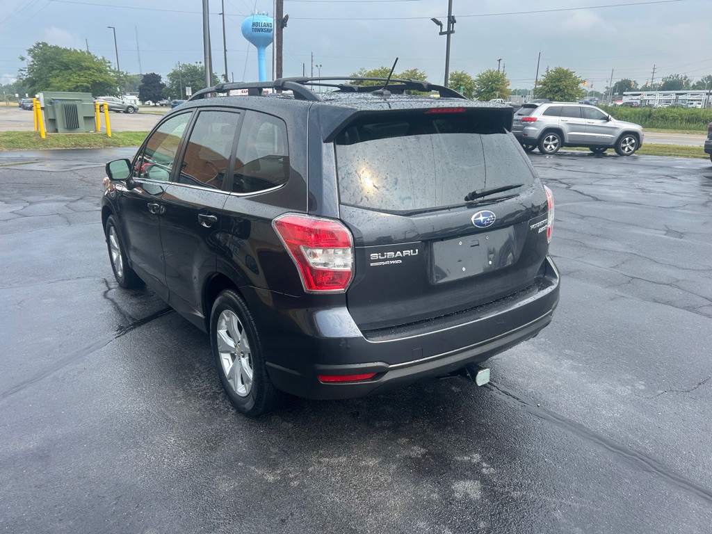 2015 Subaru Forester Image 5