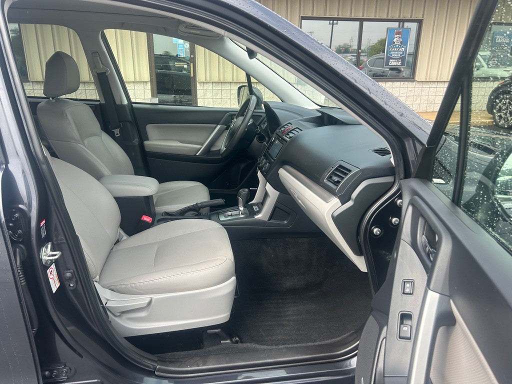 2015 Subaru Forester Image 7