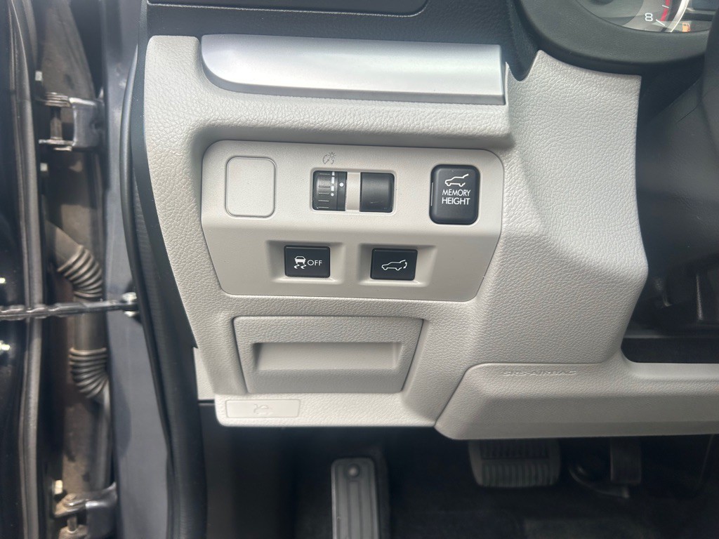 2015 Subaru Forester Image 20