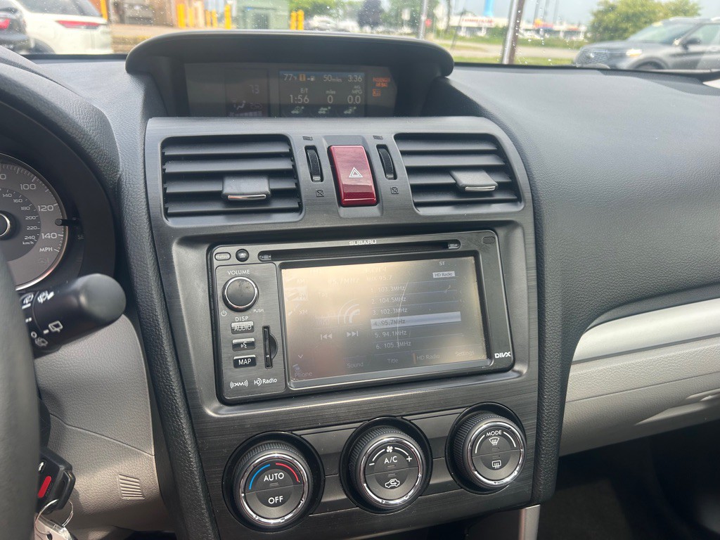 2015 Subaru Forester Image 23