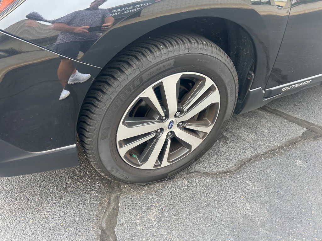 2019 Subaru Outback Image 4