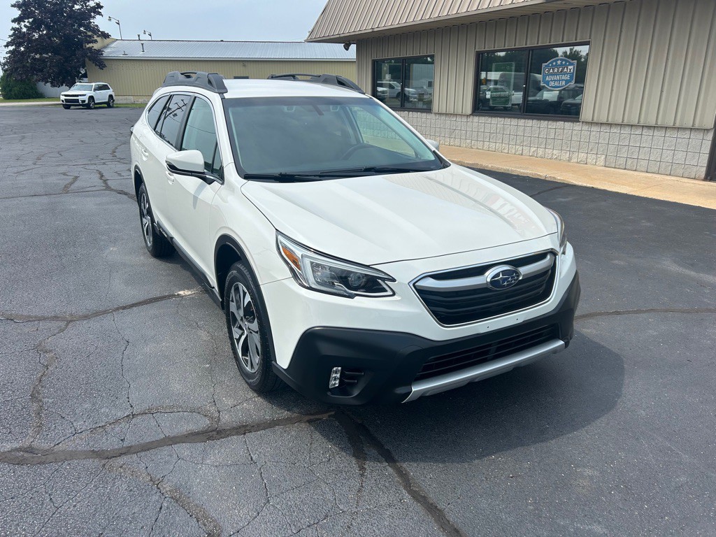 2020 Subaru Outback Image 2