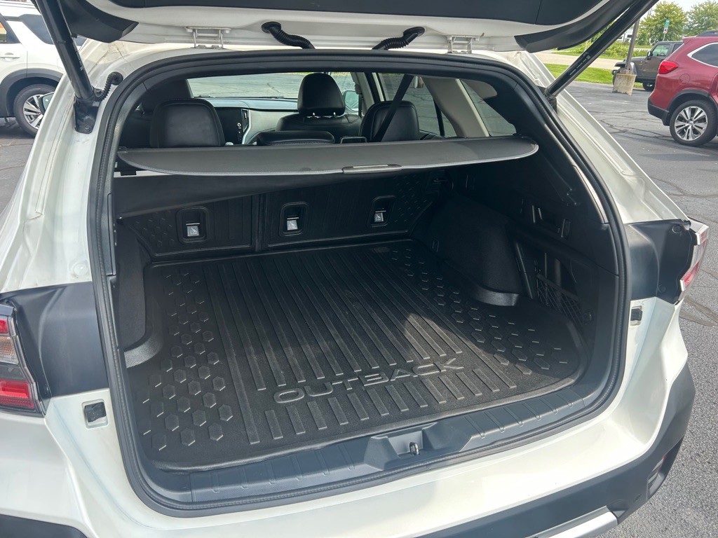 2020 Subaru Outback Image 9