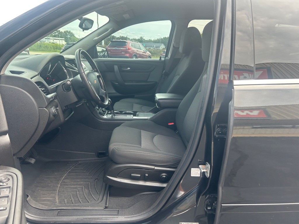 2015 Chevrolet Traverse Image 14