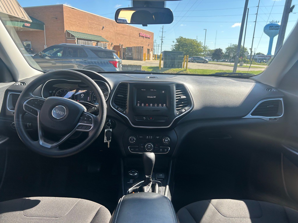 2019 Jeep Cherokee Image 11