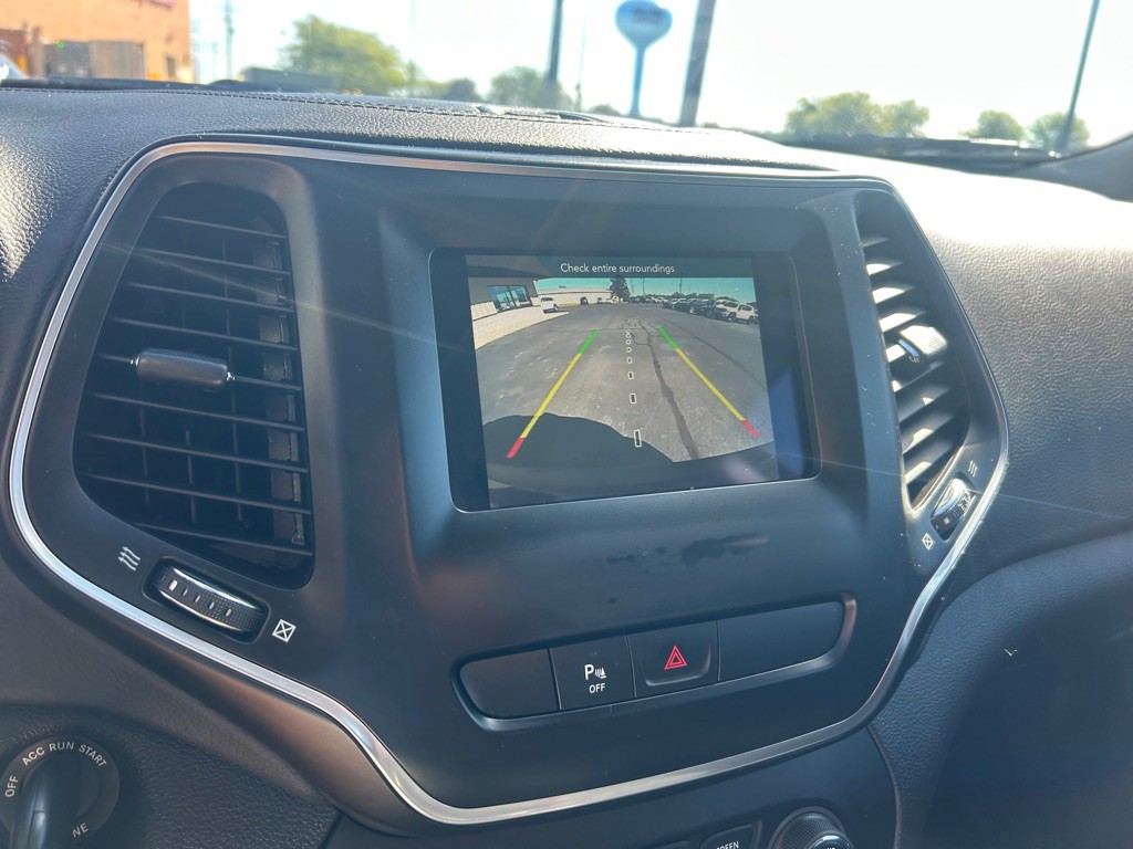 2019 Jeep Cherokee Image 21