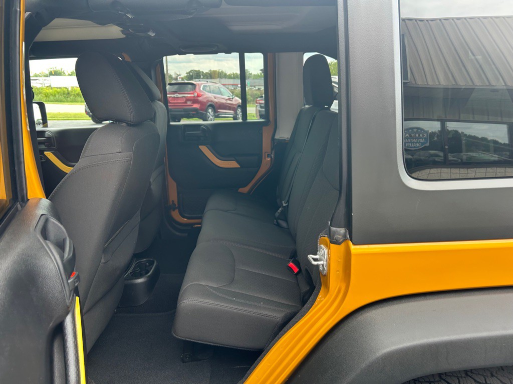 2014 Jeep Wrangler Unlimited Image 11