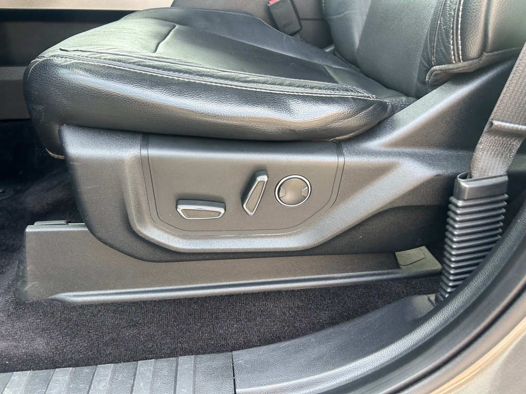 2015 Ford F-150 Image 13