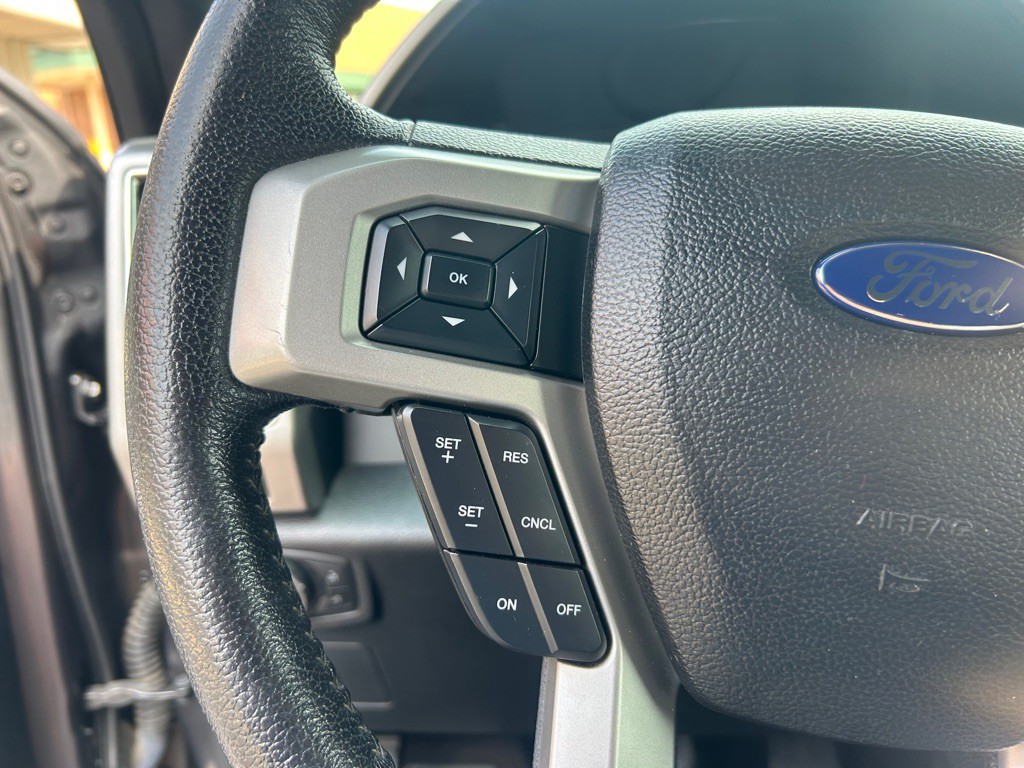 2015 Ford F-150 Image 17