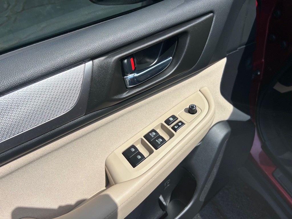 2018 Subaru Outback Image 16