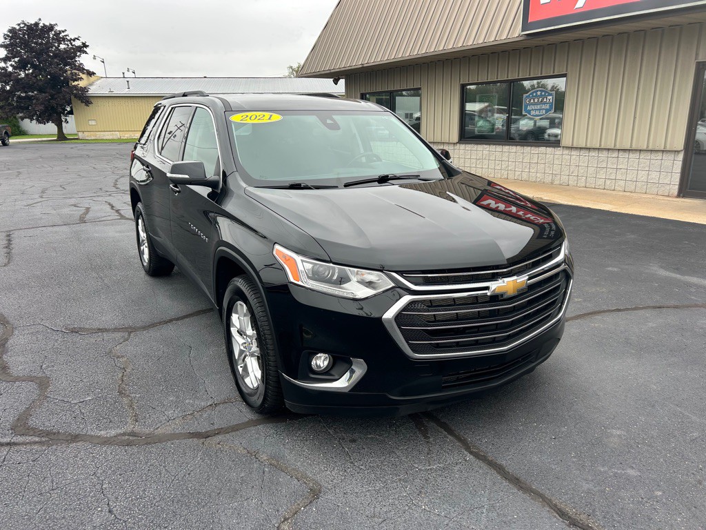 2021 Chevrolet Traverse Image 2
