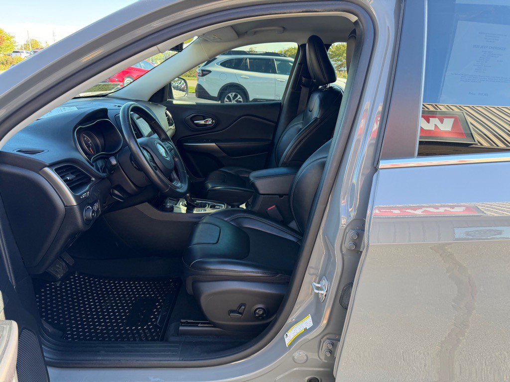 2020 Jeep Cherokee Image 13