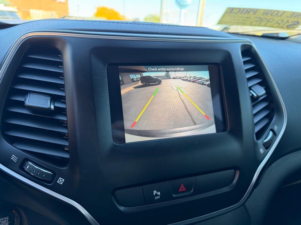 2020 Jeep Cherokee Image 22