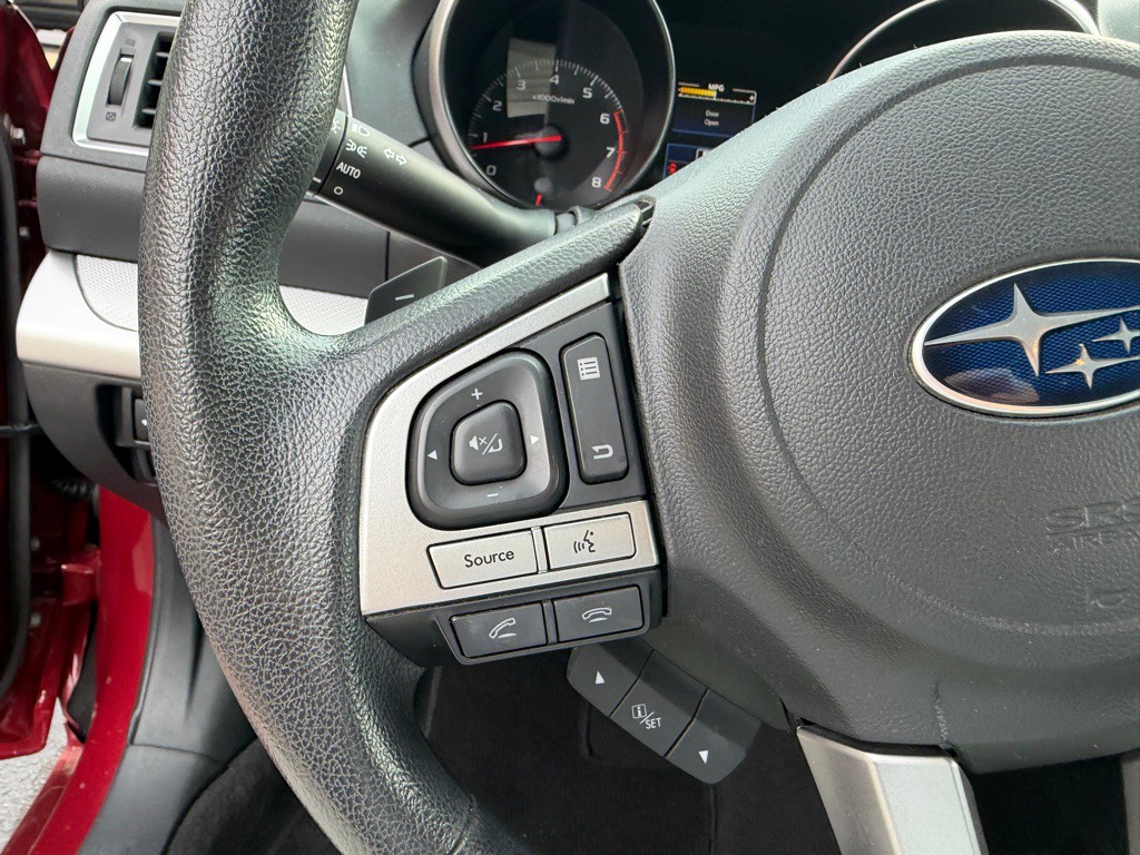 2017 Subaru Legacy Image 16