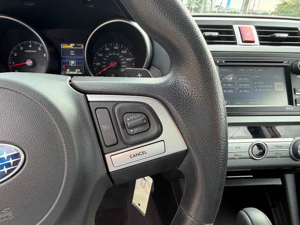 2017 Subaru Legacy Image 17