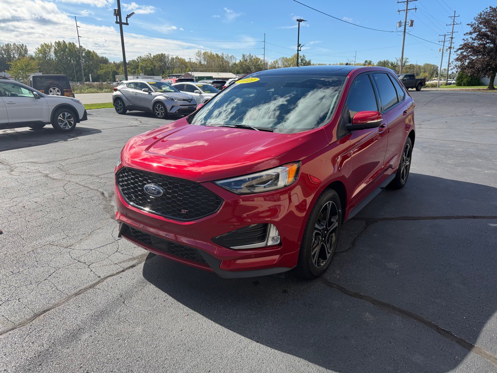2020 Ford Edge Image 3