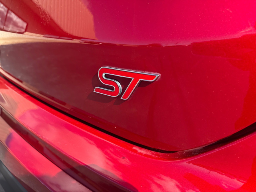 2020 Ford Edge Image 7