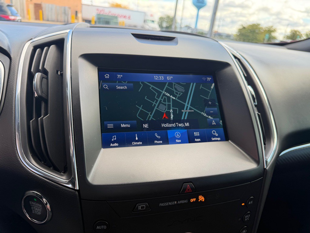 2020 Ford Edge Image 27