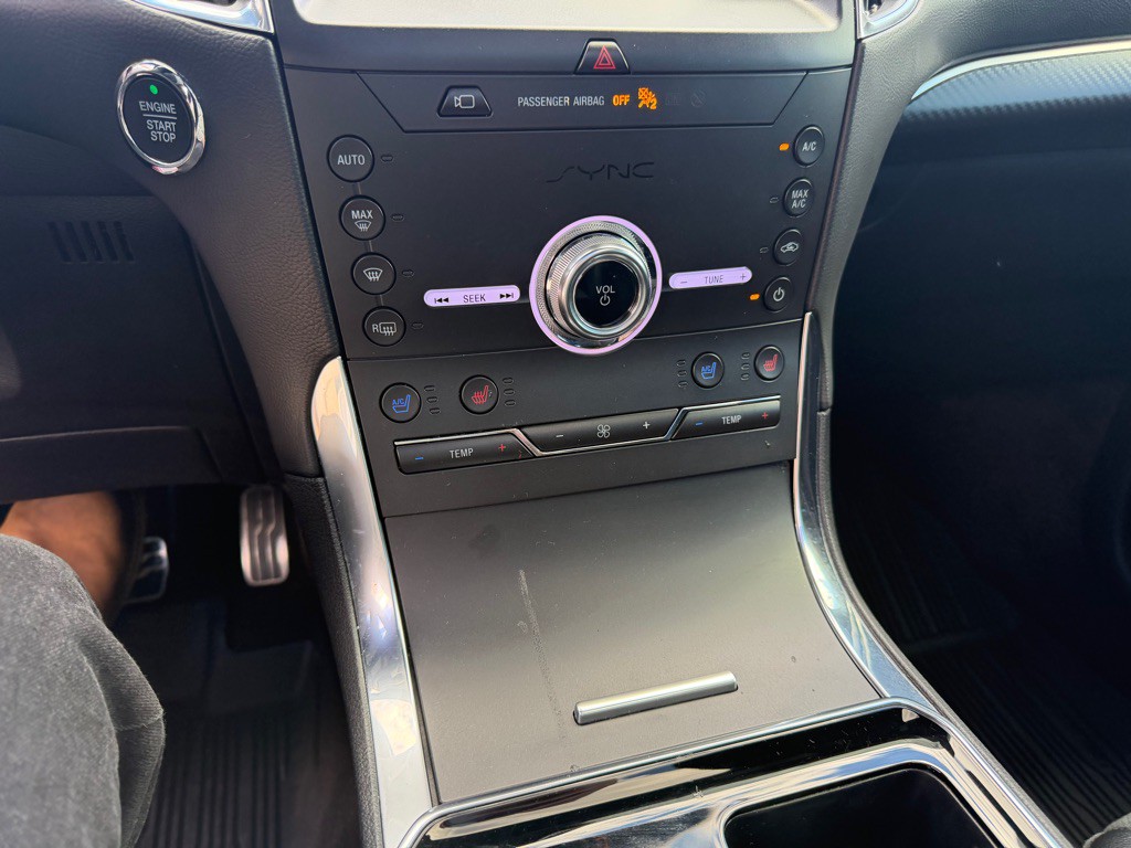 2020 Ford Edge Image 29