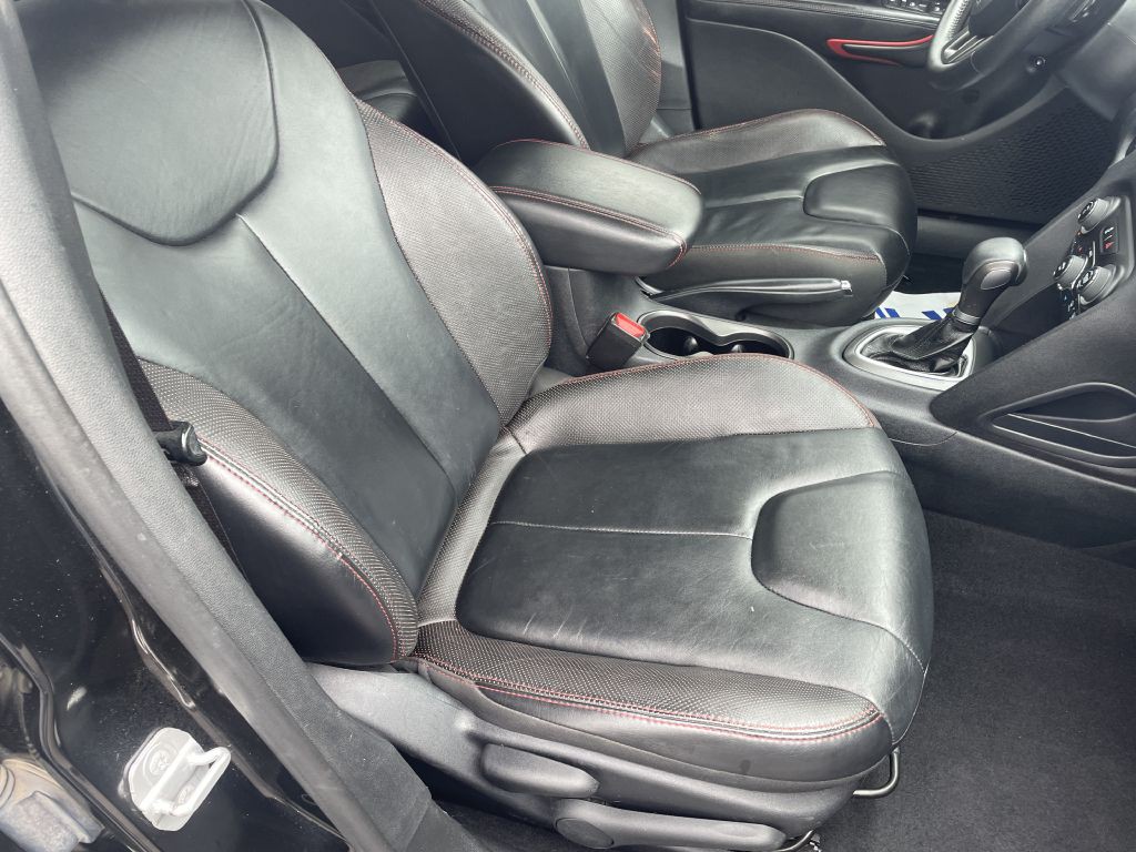 2014 Dodge Dart Image 11